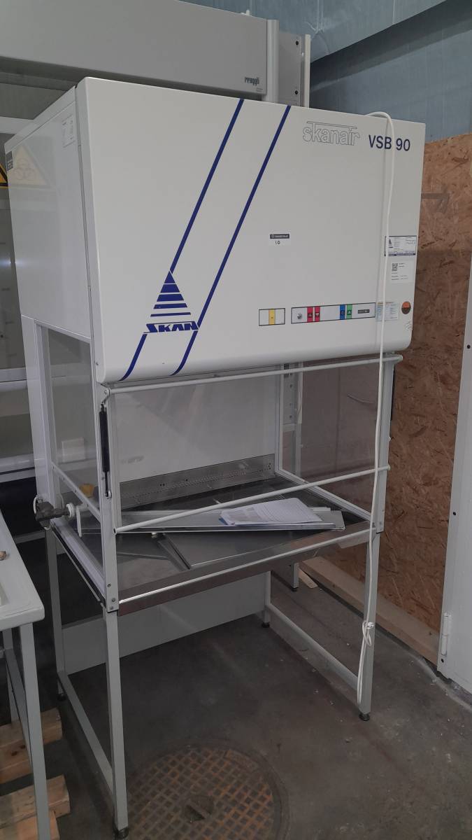 Skan Workstation VSB90 Laminar Flow Biosafety System