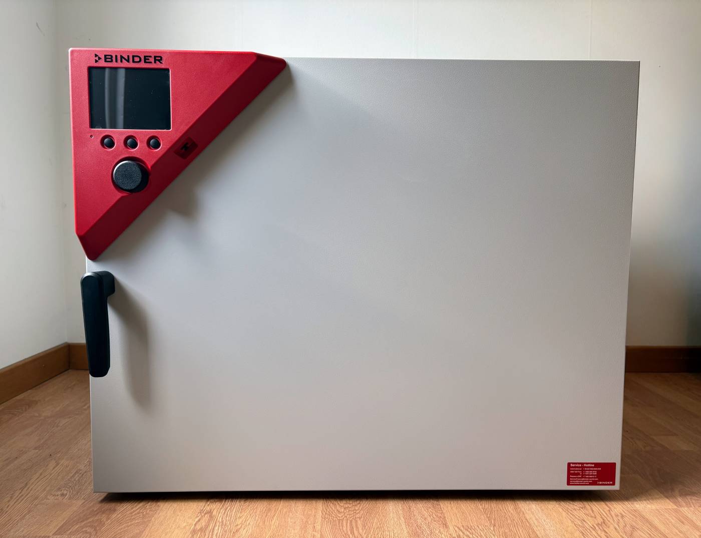 Binder KT115, peltier-cooled incubator