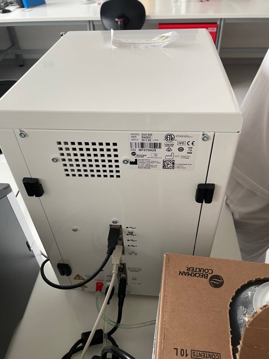 DxH 520 Hematology Analyzer, Beckman Coulter